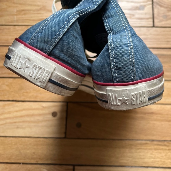 Mens 11.5 🌀 Distressed Converse Chuck Taylor high tops - preowned - Picture 5 of 7